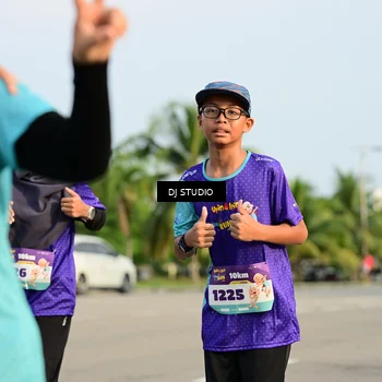 Runner Photo 8354438