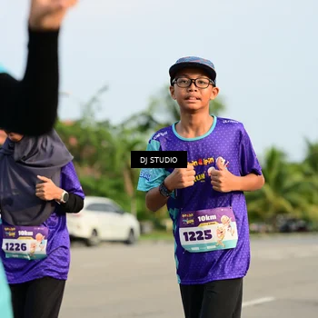 Runner Photo 8354439