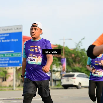 Runner Photo 8354478