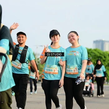 Runner Photo 8354505