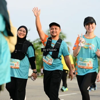 Runner Photo 8354513