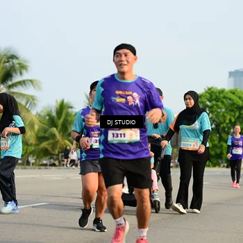 Runner Photo 8354538