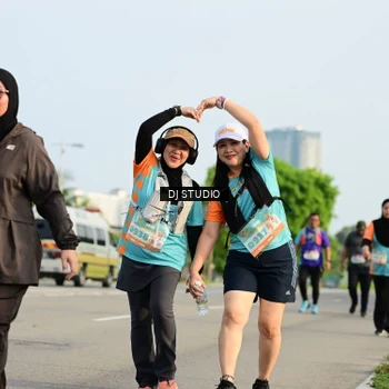 Runner Photo 8354612