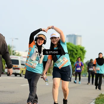 Runner Photo 8354614