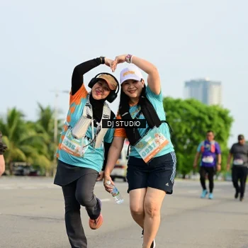 Runner Photo 8354625