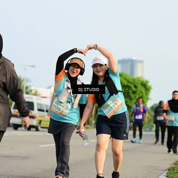 Runner Photo 8354630