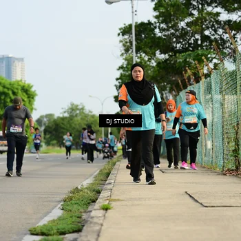 Runner Photo 8354631