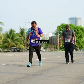 Runner Photo 8354642