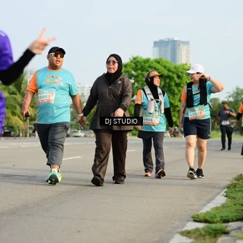 Runner Photo 8354643