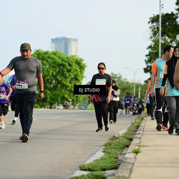 Runner Photo 8354656