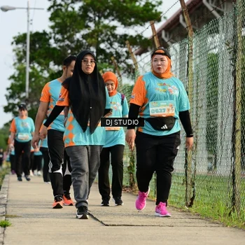 Runner Photo 8354667