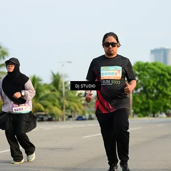 Runner Photo 8354691