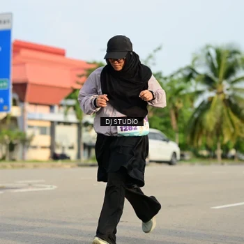 Runner Photo 8354694