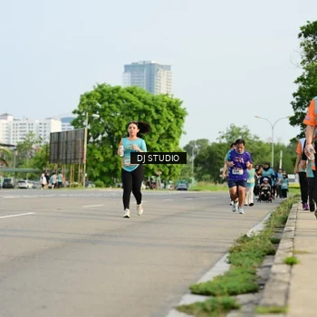 Runner Photo 8354695