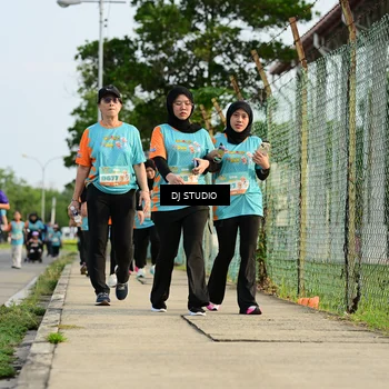 Runner Photo 8354699