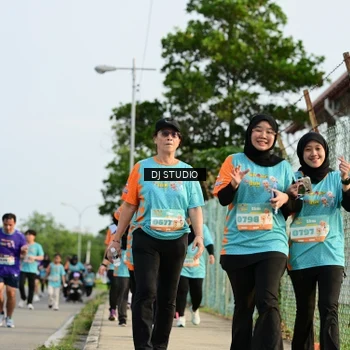 Runner Photo 8354712