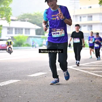 Runner Photo 8354715