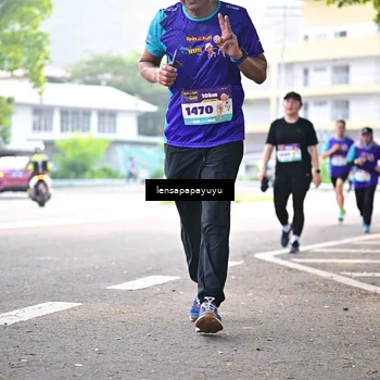 Runner Photo 8354731