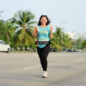 Runner Photo 8354733