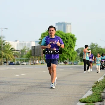 Runner Photo 8354736