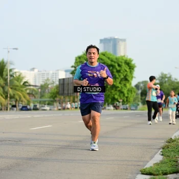 Runner Photo 8354737