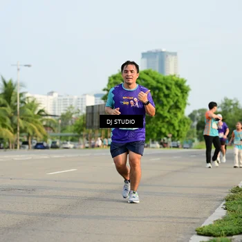Runner Photo 8354739