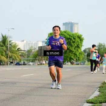 Runner Photo 8354740
