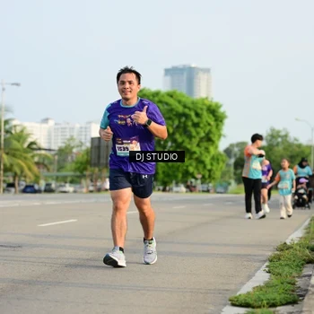 Runner Photo 8354742