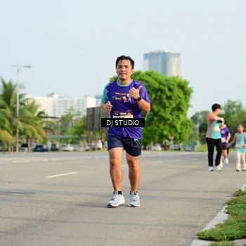 Runner Photo 8354743