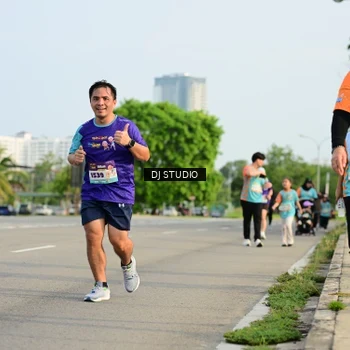 Runner Photo 8354751