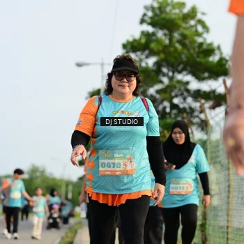 Runner Photo 8354753