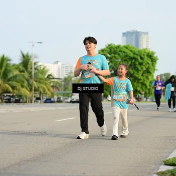 Runner Photo 8354791