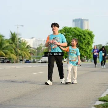 Runner Photo 8354795