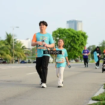 Runner Photo 8354797