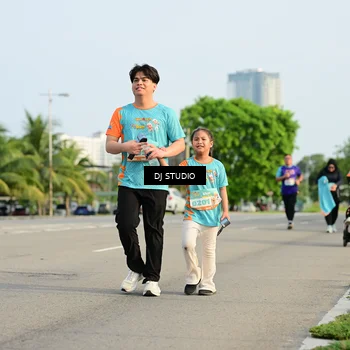 Runner Photo 8354799