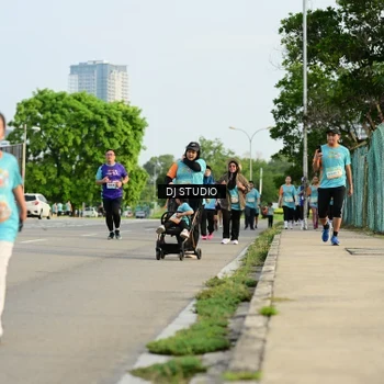 Runner Photo 8354800