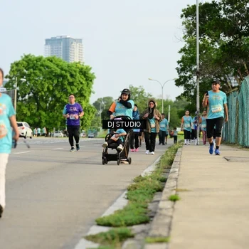 Runner Photo 8354801