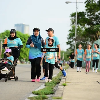 Runner Photo 8354844
