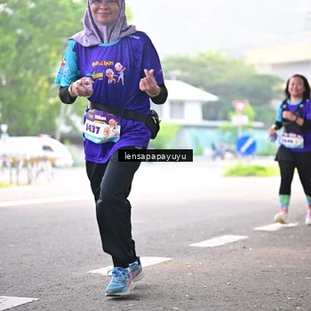 Runner Photo 8354851