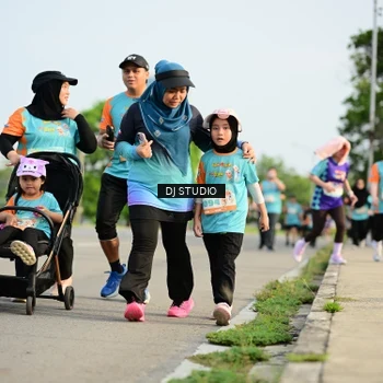 Runner Photo 8354857