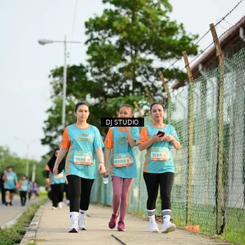 Runner Photo 8354895