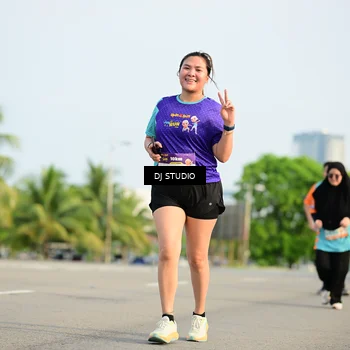 Runner Photo 8354914