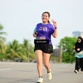 Runner Photo 8354918