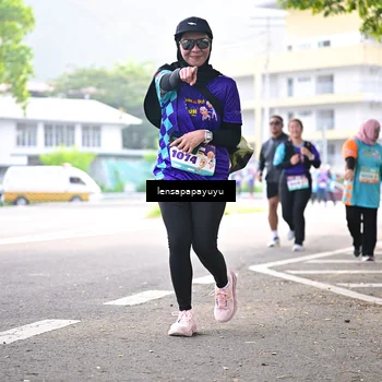 Runner Photo 8354919