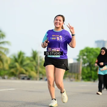 Runner Photo 8354921