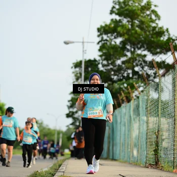 Runner Photo 8354967