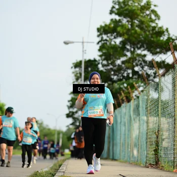 Runner Photo 8354968