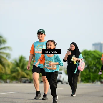 Runner Photo 8354996