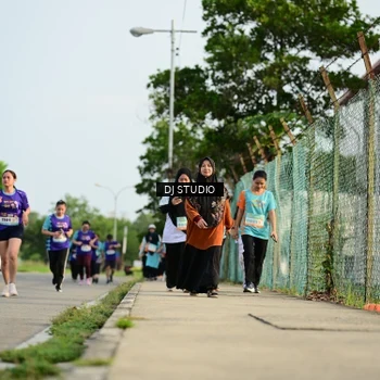 Runner Photo 8355018