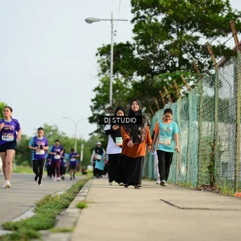 Runner Photo 8355019